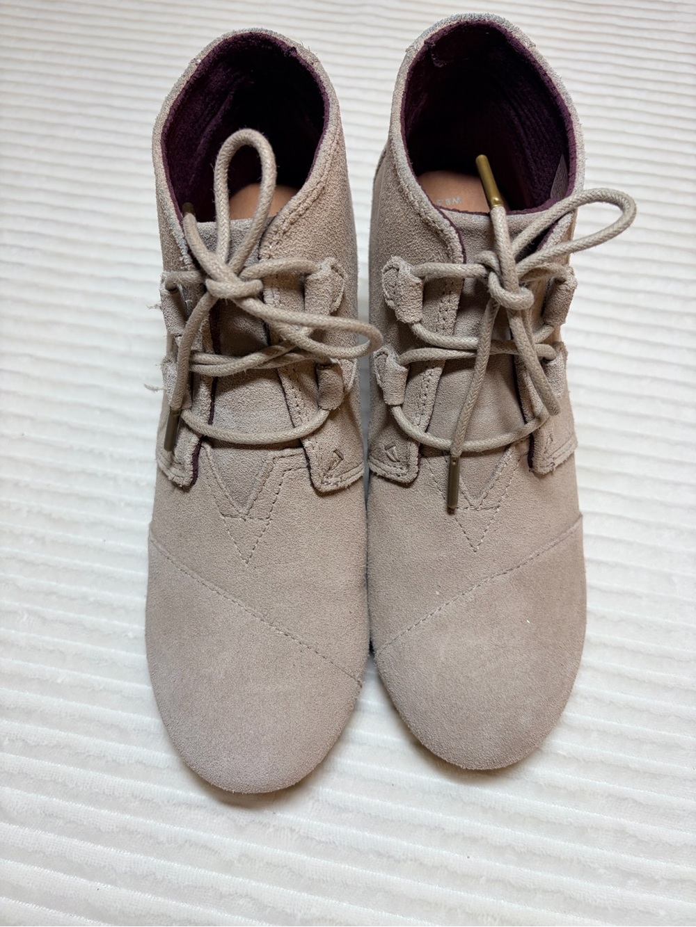 Women's Suede Lace-Up Ankle Boots in Light Taupe Toms